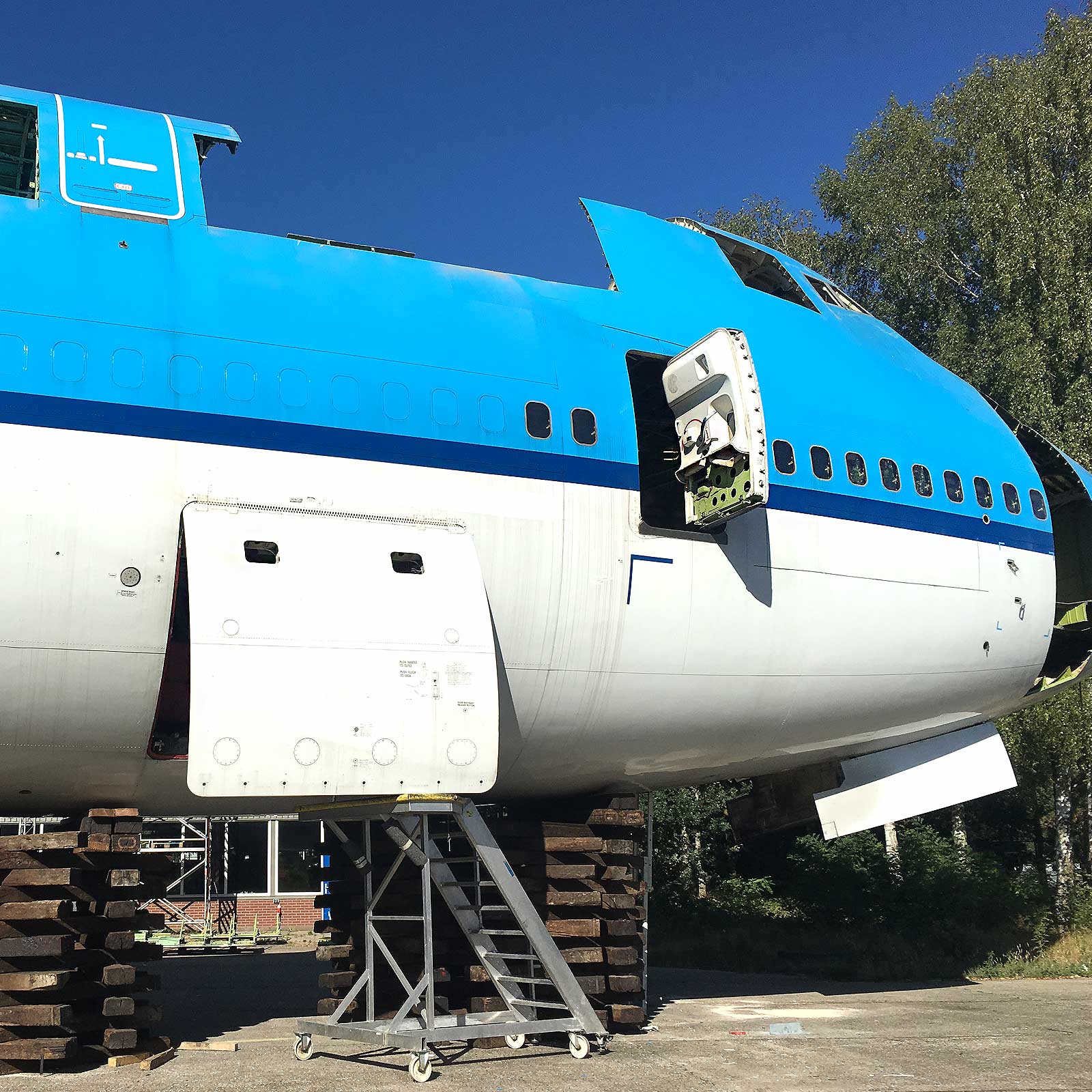 und Schlüsselanhänger Aviationtag KLM Boeing 747 PH-BFR Koffer 